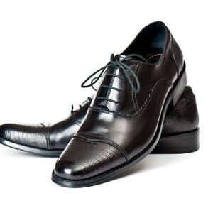 Classic Black Shoes – Timeless Style & Comfort
